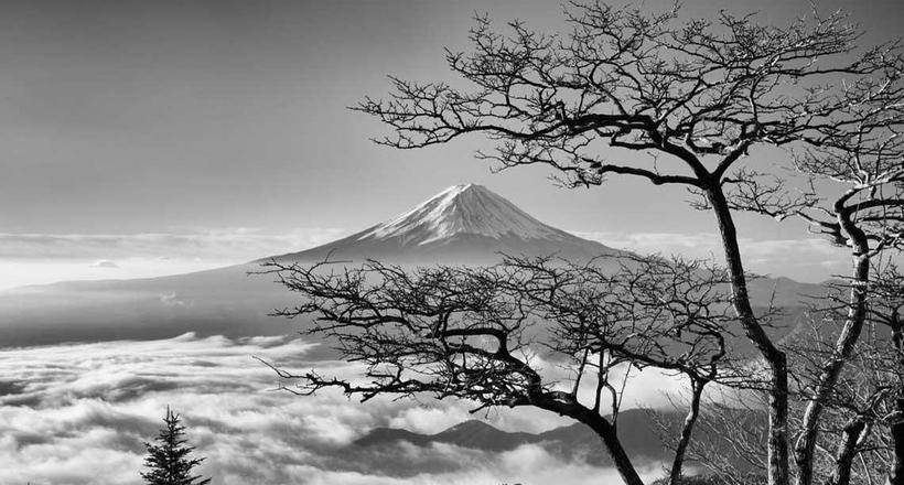 Magic photos of Mount Fuji, from which the power emanates