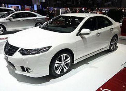 В Україні стартують продажі оновленої Honda Accord