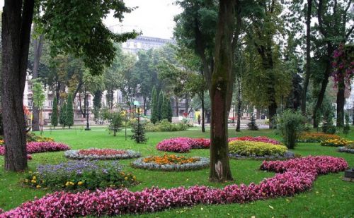 10 лучших парков Киева для прогулок в жару