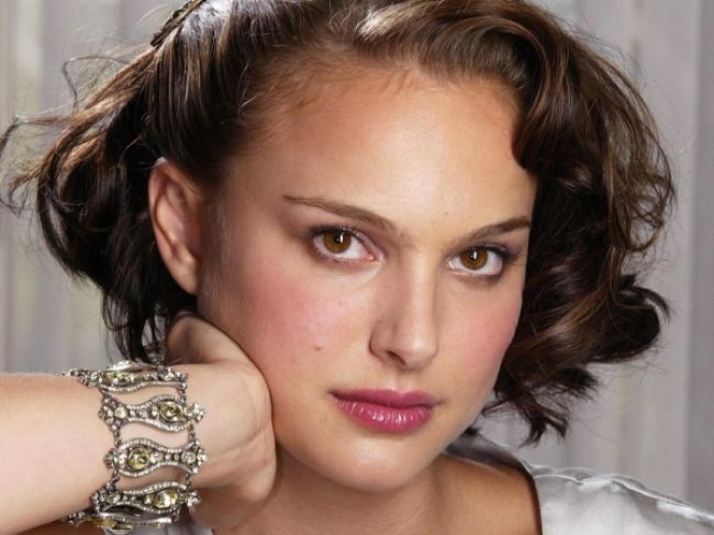 Natalie Portman topped the top 10 most cost-effective Hollywood artists