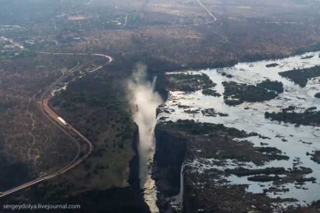 Водоспад Вікторія - найвищий водоспад в світі