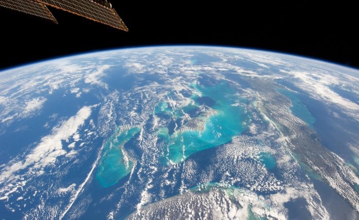 Photos of the ISS: 34 expeditions from and to