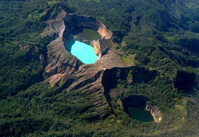 Kelimutu - the volcano of three different colored lakes