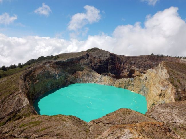 Kelimutu - the volcano of three different colored lakes