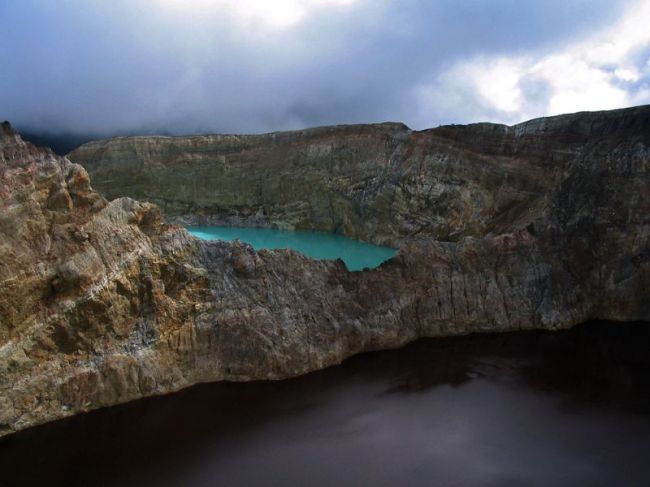 Kelimutu is the volcano of three differently colored lakes