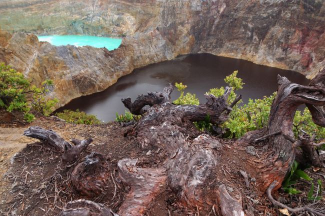 Kelimutu - the volcano of three different colored lakes