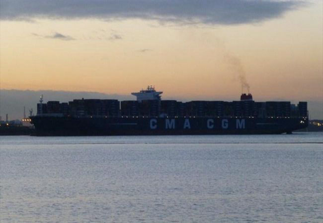 Самый большой в мире контейнерный корабль «CMA CGM Marco Polo»