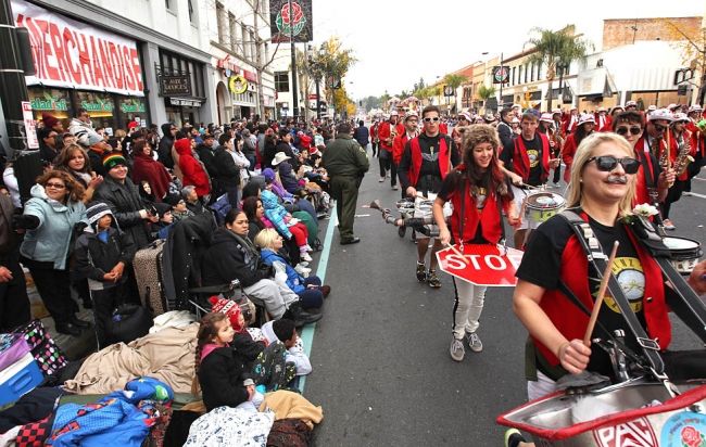 The Parade of Roses in Pasadena 2013 (The Tournament of Roses Parade)