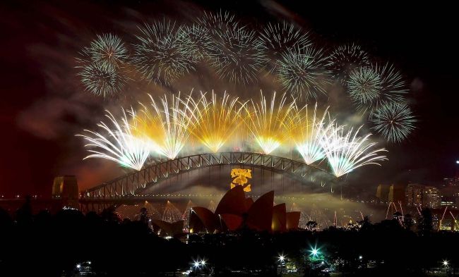 New Year's fireworks all over the planet 2013