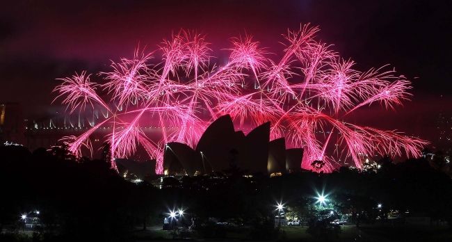 New Year's fireworks all over the planet 2013