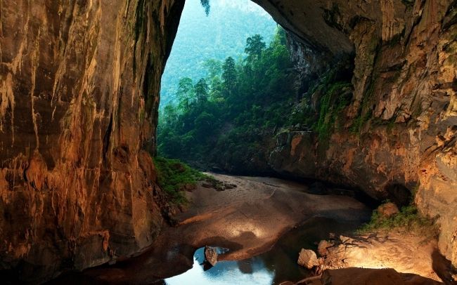The biggest cave in the world