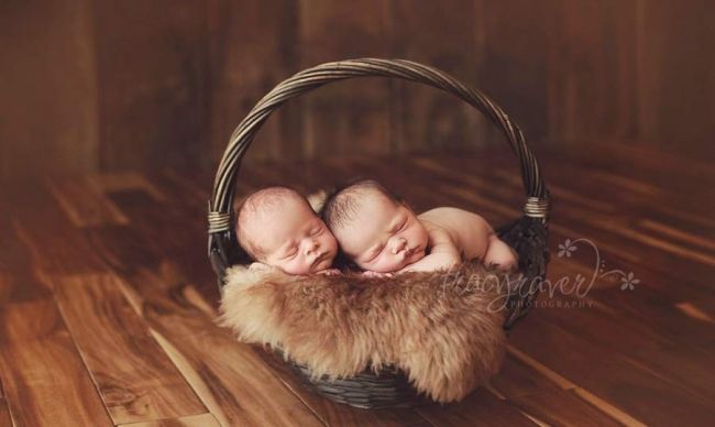 Sleeping babies in the photos Tracy Raver