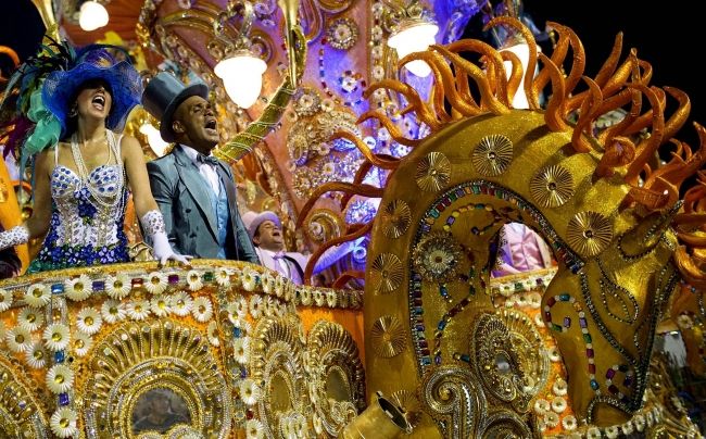 Carnival in Rio de Janeiro: the finish line