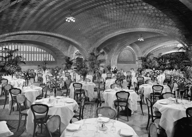 The central station of New York: an age-old story
