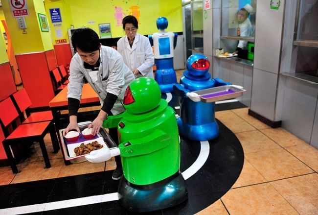 Robot Restaurant & raquo; in Harbin