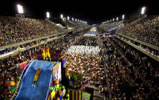 Carnival in Rio de Janeiro: the finish line