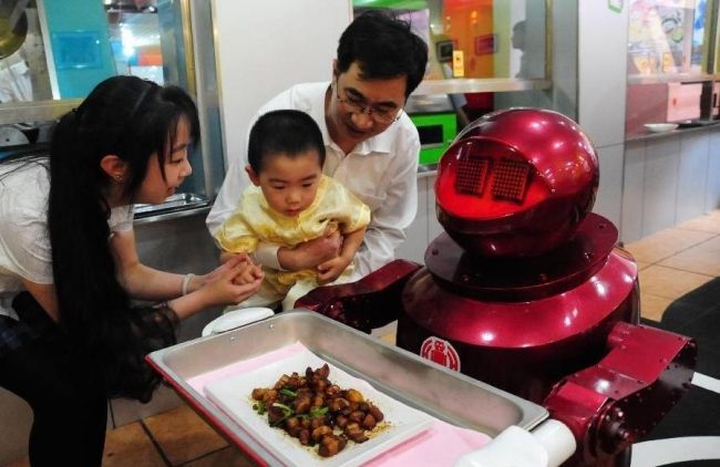 Robot Restaurant & raquo; in Harbin