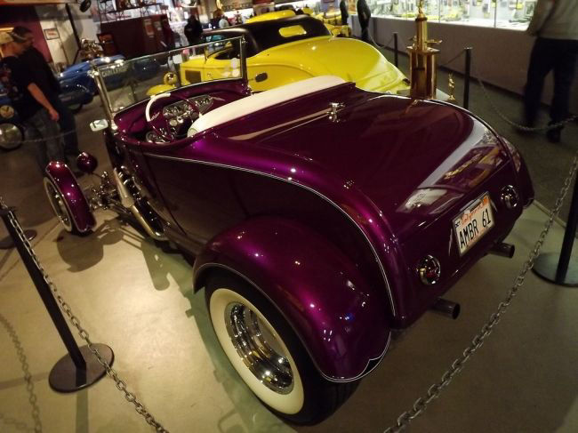 Ежегодная выставка ретромобилей «Grand National Roadster Show 2013»