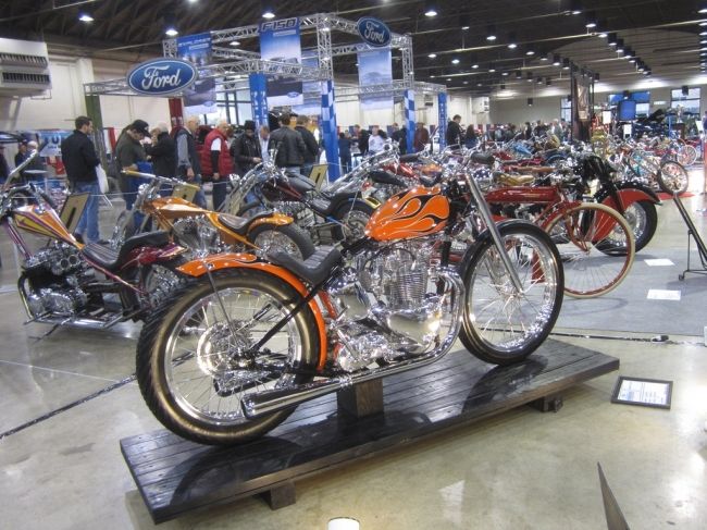 Ежегодная выставка ретромобилей «Grand National Roadster Show 2013»