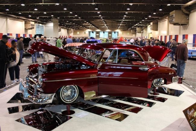 Ежегодная выставка ретромобилей «Grand National Roadster Show 2013»