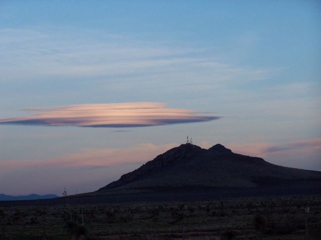 Lenticular clouds (lenticular) from around the world