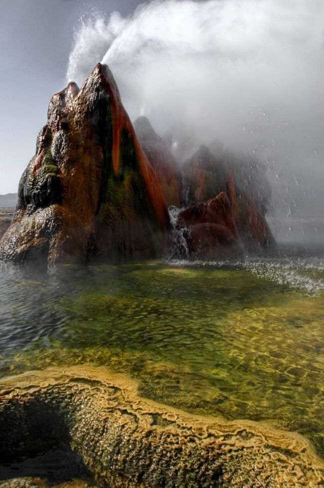 Unusual geyser in the Black Rock desert