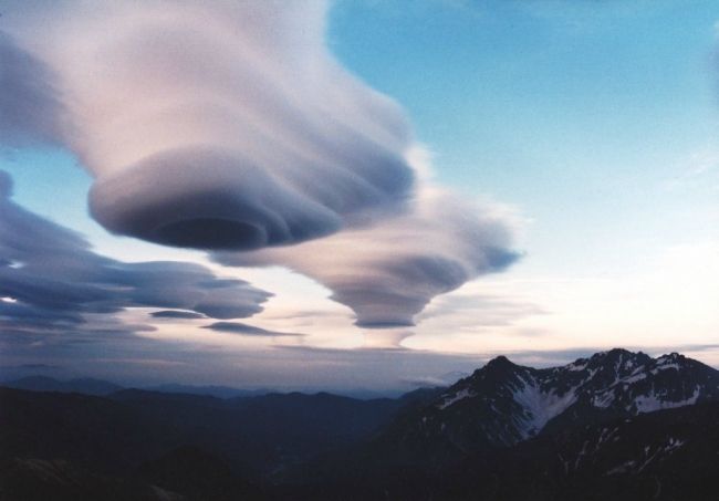 Lenticular clouds (lenticular) from around the world