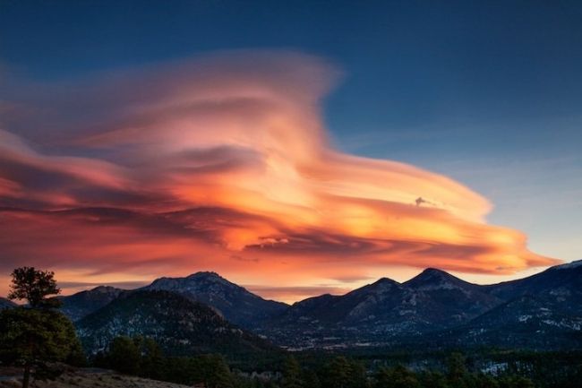 Lenticular clouds (lenticular) from around the world