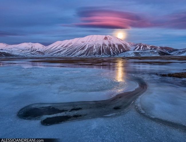 Lenticular clouds (lenticular) from around the world