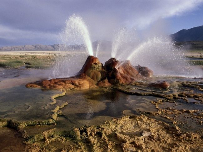 Unusual geyser in the Black Rock desert