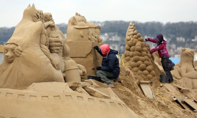 Festival of Sand Sculpture in England