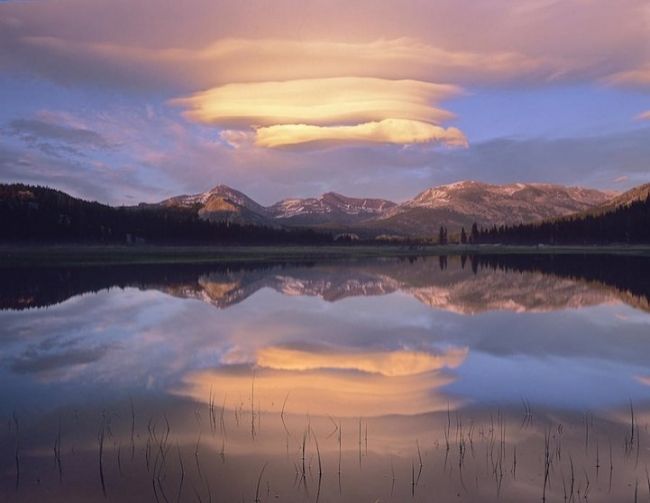 Lenticular clouds (lenticular) from around the world