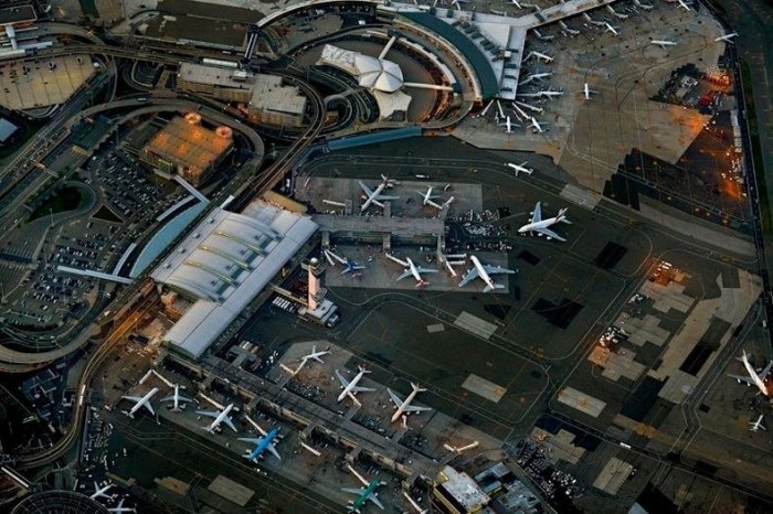 View of planes from above and from below