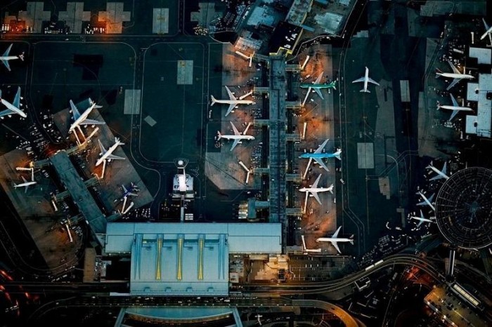 View of planes from above and from below