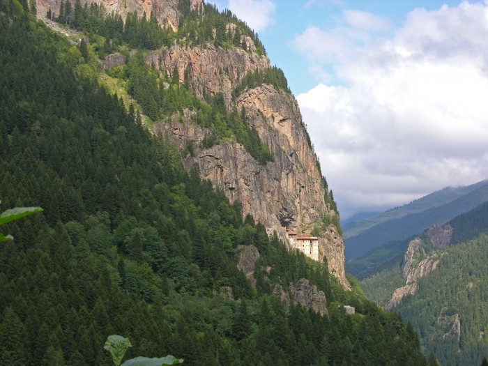 The five most inaccessible monasteries of the world