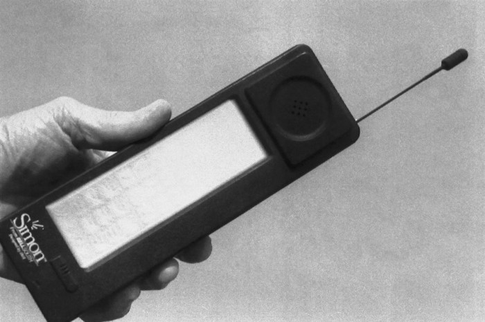 40 years old mobile phone