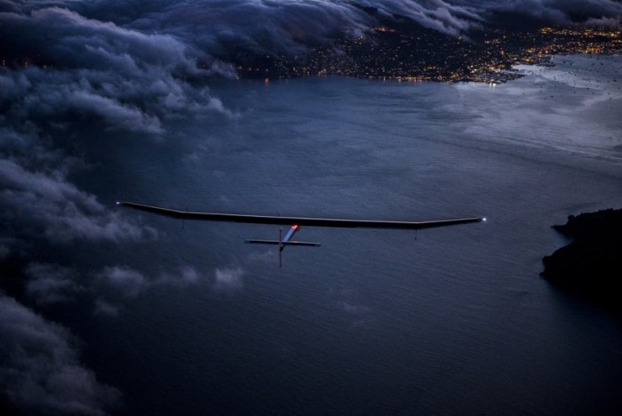 The airplane & laquo; Solar Impulse is preparing for a world flight (online broadcast)
