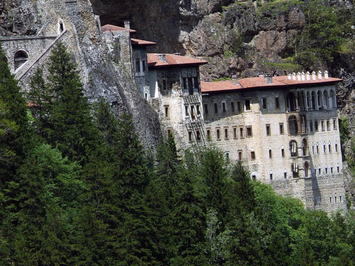 The five most inaccessible monasteries of the world