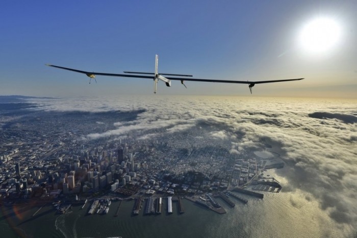 The Solar Impulse is preparing for a round-the-world flight (online broadcast)