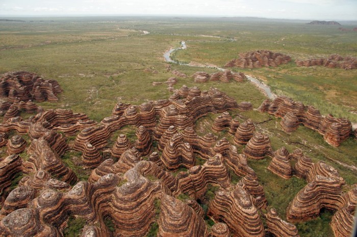 The unusual Bangl-Bangle ridge in Australia