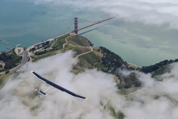 Самолет «Solar Impulse» готовится к кругосветному полету (онлайн трансляция)