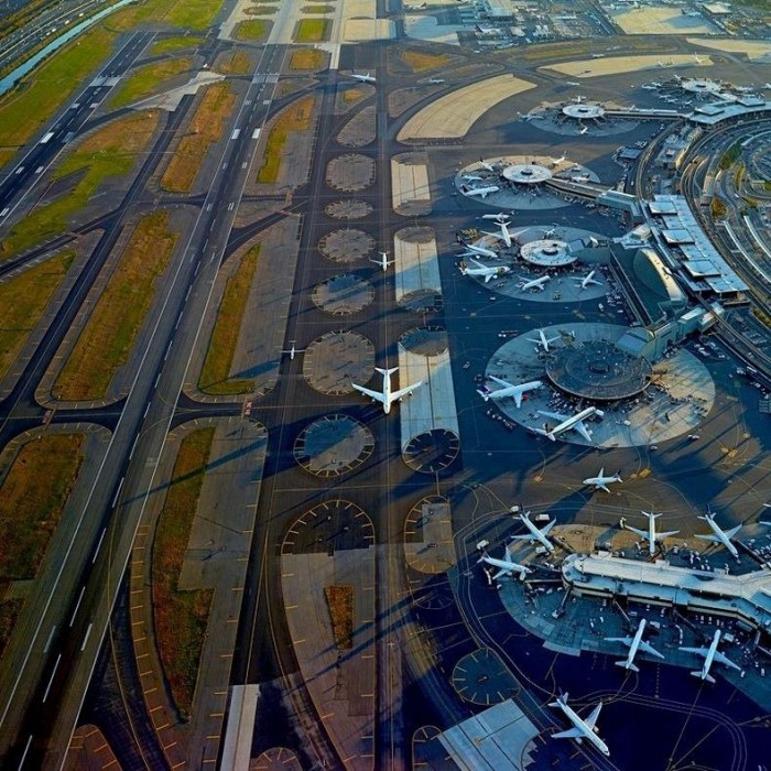 View of planes from above and from below