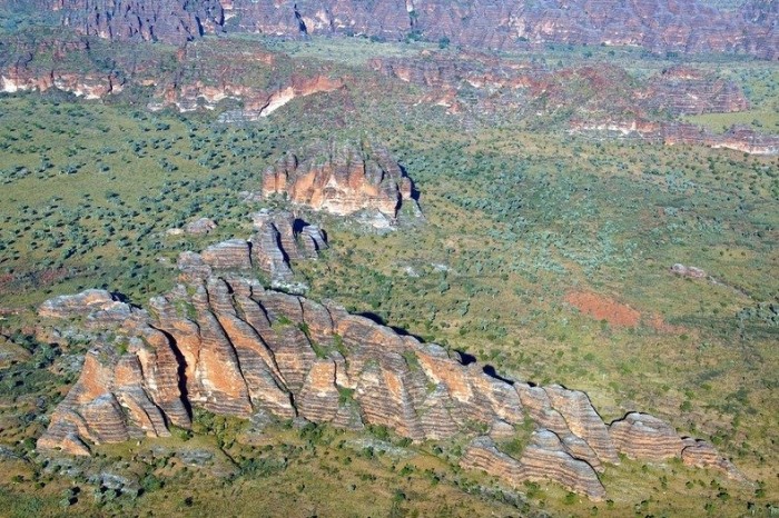 The Unusual Bangle-Bangle Range in Australia