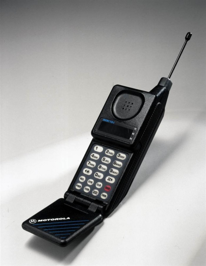 40 years old mobile phone