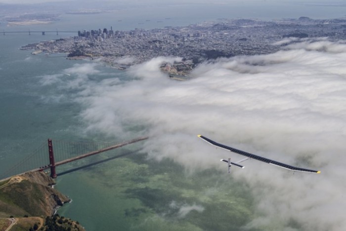 Самолет «Solar Impulse» готовится к кругосветному полету (онлайн трансляция)