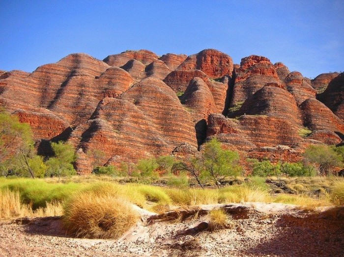 Необычный хребет Бангл-Бангл в Австралии