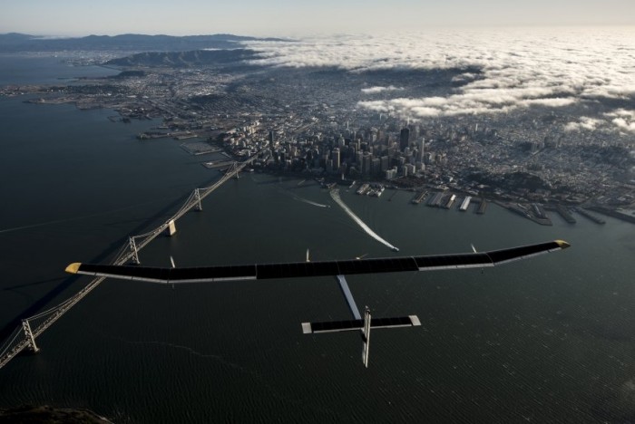 Літак & laquo; Solar Impulse & raquo; готується до навколосвітньої польоту (онлайн трансляція)