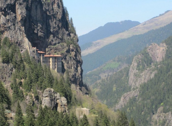 The five most inaccessible monasteries of the world