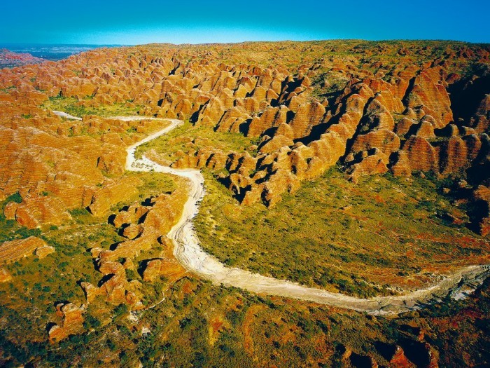 The unusual Bangl-Bangle ridge in Australia