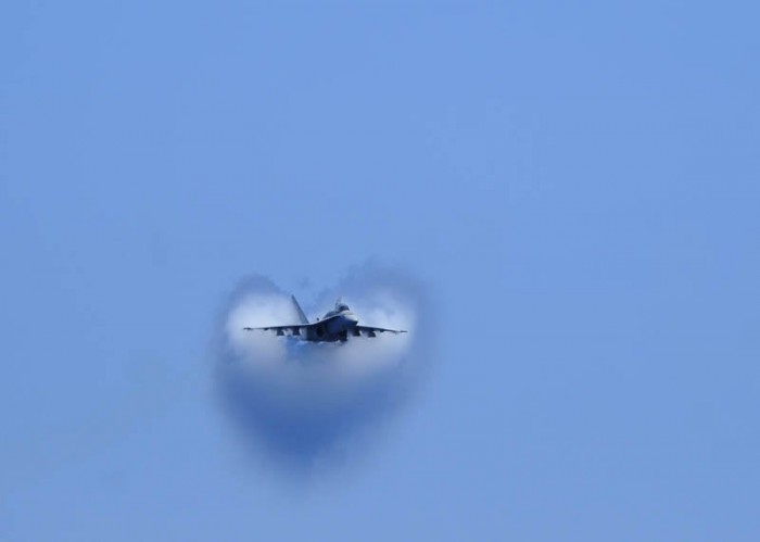 Photos of aircraft overcoming the speed of sound